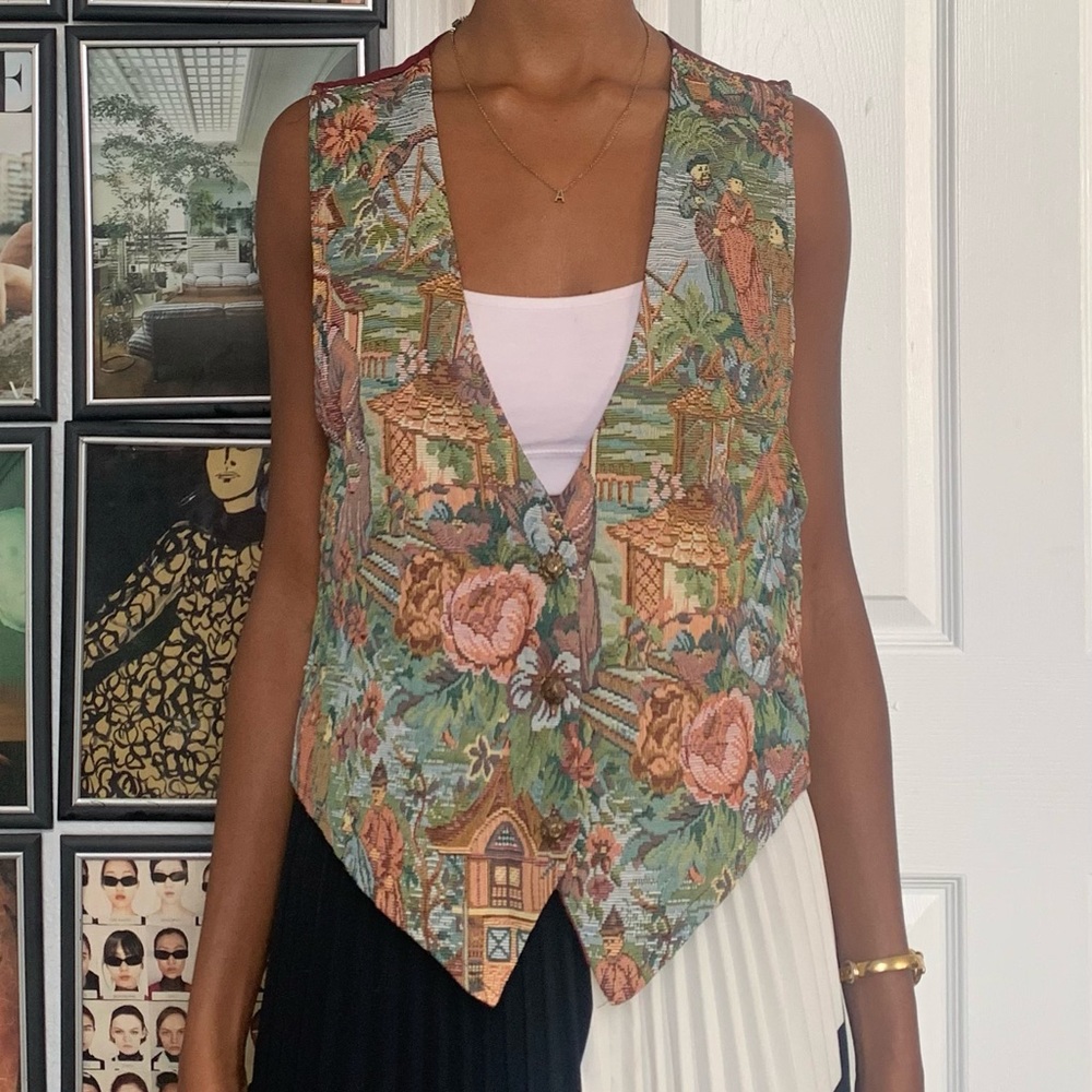 Renaissance Village Vest 🕰️